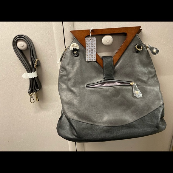 JIMMY CHOO PURSE/NEW WITH TAGS! - Picture 7 of 8